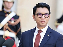 Президент Мадагаскара бежал из страны