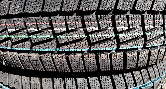 Цветные метки и полосы на шинах — что это за обозначения?