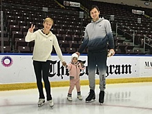 Татьяна Волосожар поделилась видео с тренировки 2-летней дочери по фигурному катанию