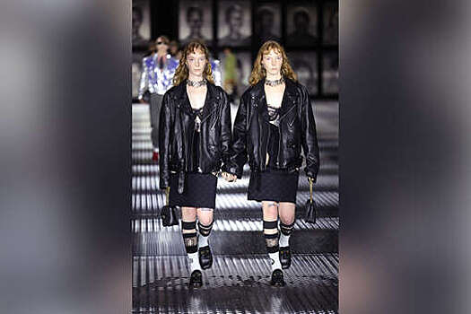 Сестры-близнецы из России вышли на подиум на показе Gucci