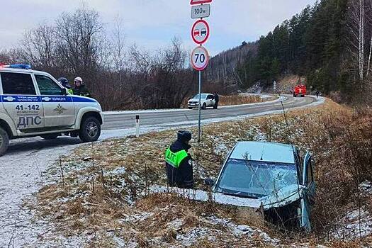 Лишенный прав водитель погиб, съехав в канаву по пути за дровами