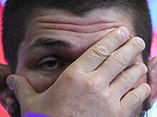 Хабиб пошутил о награде избитому в метро