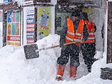 Борт МЧС доставил на Камчатку спецтехнику