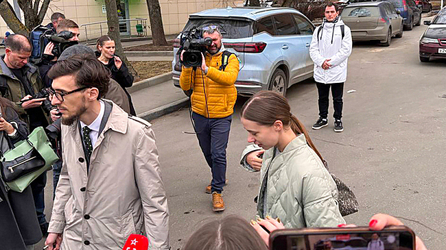 Выяснилось, что юывшие юристы блогера Митрошиной признали вину в мошенничестве