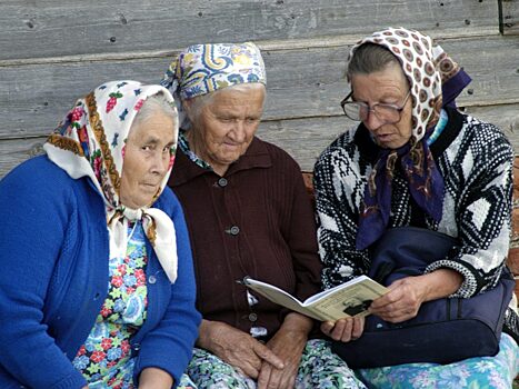75-летняя бабушка разрыдалась, получив прибавку к пенсии в один рубль
