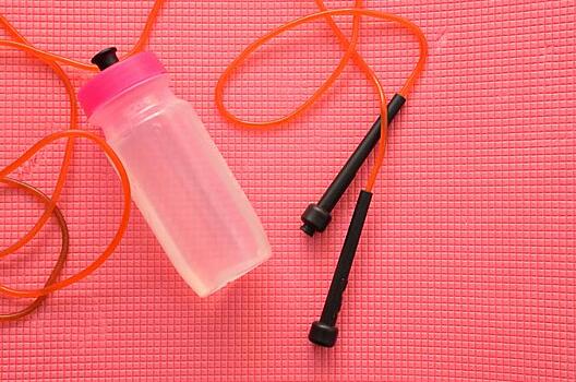 Сотрудники филиала «Янтарь» рассказали жителям о пользе закаливания