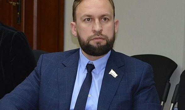 Депутат Госсовета Альмир Михеев предлагает ввести карантин для граждан старше 65 лет и выплатить им денежную компенсацию