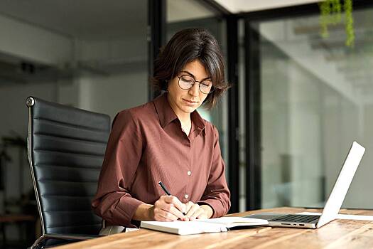 Россиянам рассказали о помогающей женщинам в бизнесе интуиции