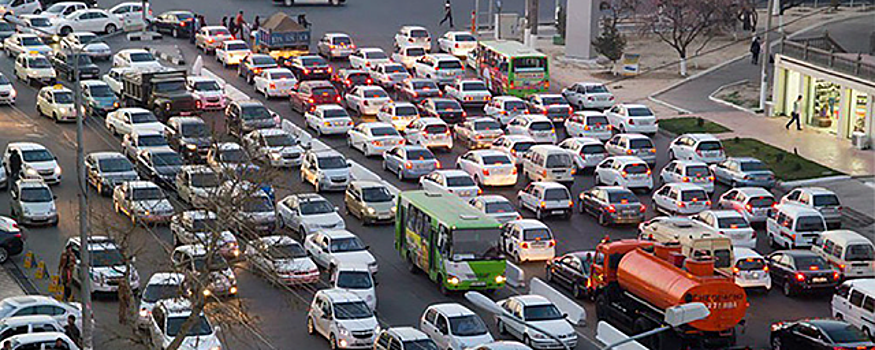 В Узбекистане может появиться запрет на личный транспорт на один день