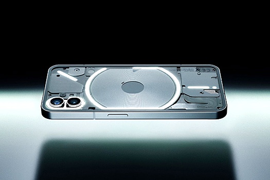 Прозрачный смартфон от Nothing упал в цене на 20%