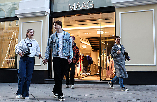 Суверенная Zara или нечто принципиально новое? В Москве открылся первый магазин одежды под брендом Maag