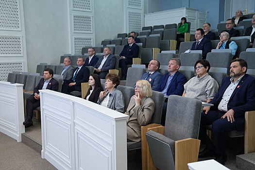 Главный трансплантолог Минздрава РФ прибыл в Кузбасс для обсуждения увеличения объемов операций