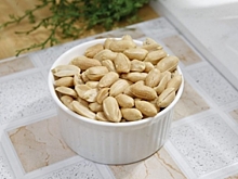 На здоровье кишечника влияют специи и арахис