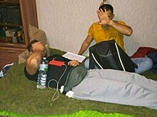 «Он мой раб и останется тут»: 3 истории москвичей, которых выживала из квартир калининградская «бригада» в стиле 90-х