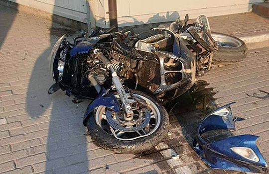 В Гурьевском районе водитель на Volkswagen сбил мотоциклиста