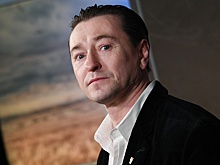 Сергей Безруков пытается через суд защитить свои права