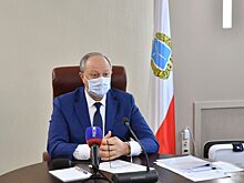 Радаев поставил задачу усилить работу колл-центров и организовать коечный фонд
