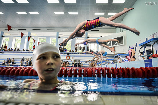 Плывем к финишу дельфинчиком