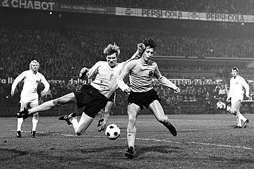 Как великий Йохан Круифф забивал на чемпионате мира 1974 года