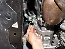 Если кондиционер автомобиля не работает: проверяем 5 мест, через которые выходит хладагент