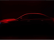 Электрифицированный Mercedes-AMG C63 E Performance анонсировали перед дебютом 21 сентября 2022 года