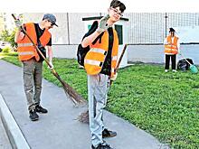 В течение летних месяцев временное трудоустройство в районе Старое Крюково получили 27 подростков