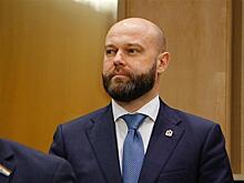 Председателя правительства Михаила Смирнова выводят из президиума реготделения "Единой России"