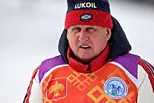 Лыжника Виценко дисквалифицировали с четвертьфинала спринта в Тюмени. Он подрезал Белова