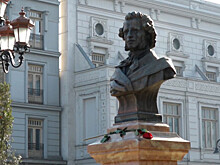 Сквер имени Пушкина в центре Тбилиси отреставрировали