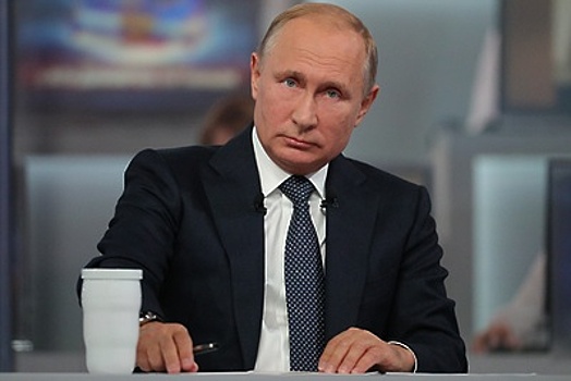 Путин утвердил поправки в федеральный бюджет на 2018 год