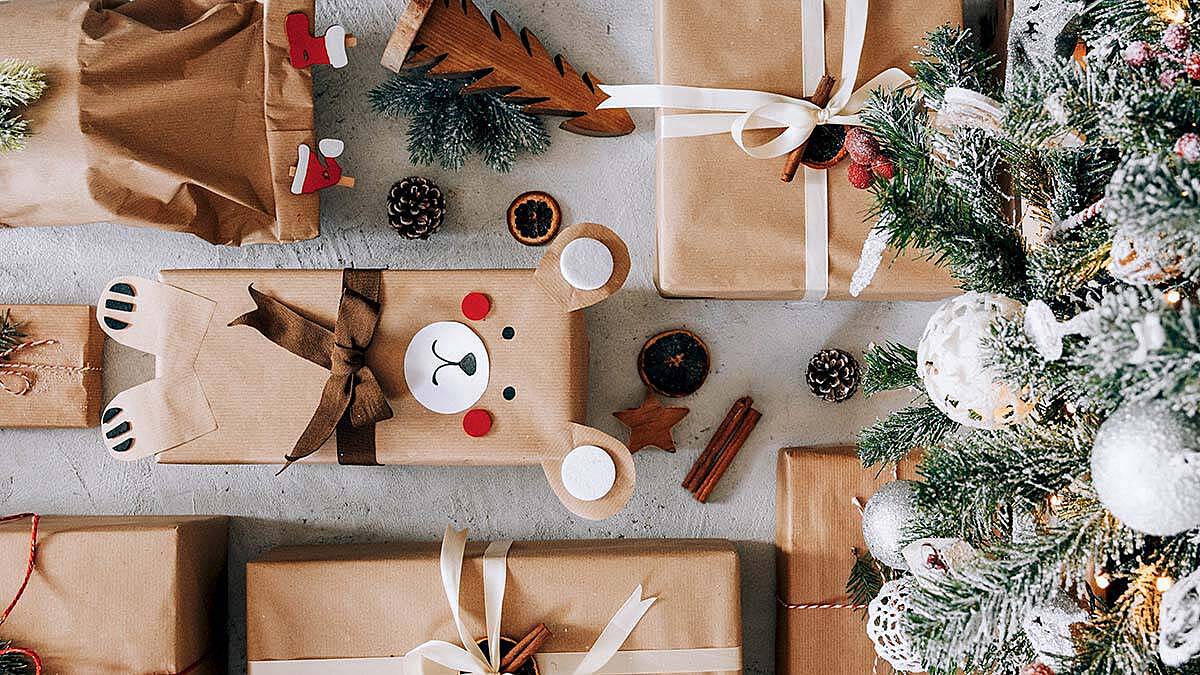 Среднесуточная выручка столичных детских магазинов в