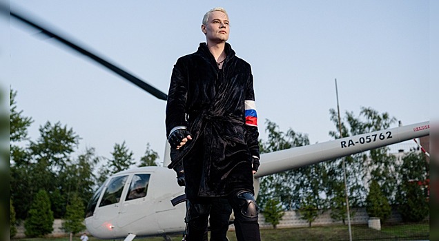 Эффектное появление на вертолете, мощный звук и пиротехника! SHAMAN устроил шоу мирового уровня в родном Новомосковске