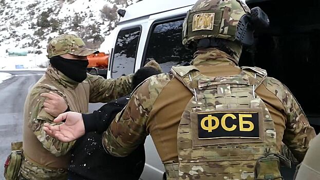В регионах России идут десятки обысков из-за дела замминистра обороны Иванова
