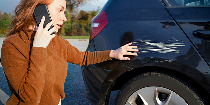 «Проще договориться о добровольной оплате ремонта»: что делать, если вашу машину повредили во дворе?