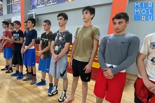 Боксеры из Дагестана готовятся ко всероссийскому турниру