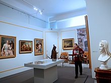 Розы в тарелках. Шедевры из коллекции Юсуповых перебрались в Серпухов