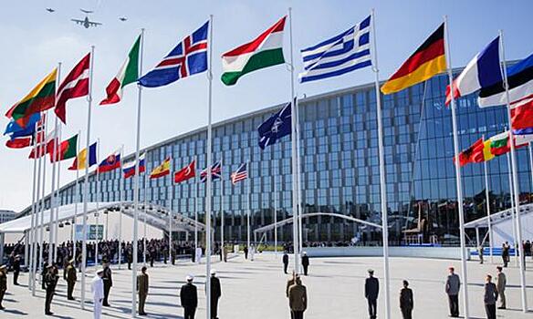 Власти Испании пообещали ускорить процесс вступления Северной Македонии в НАТО