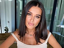 Изумрудный костюм и серьги за полмиллиона: Бородина продемонстрировала ladylike-аутфит