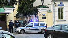В резиденцию посла США в Москве врезался автомобиль