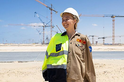 В поездах, больницах и на стройках: где еще работают участники студенческих отрядов Москвы