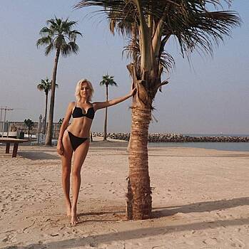 Клава Кока отдохнула в бикини перед камерой