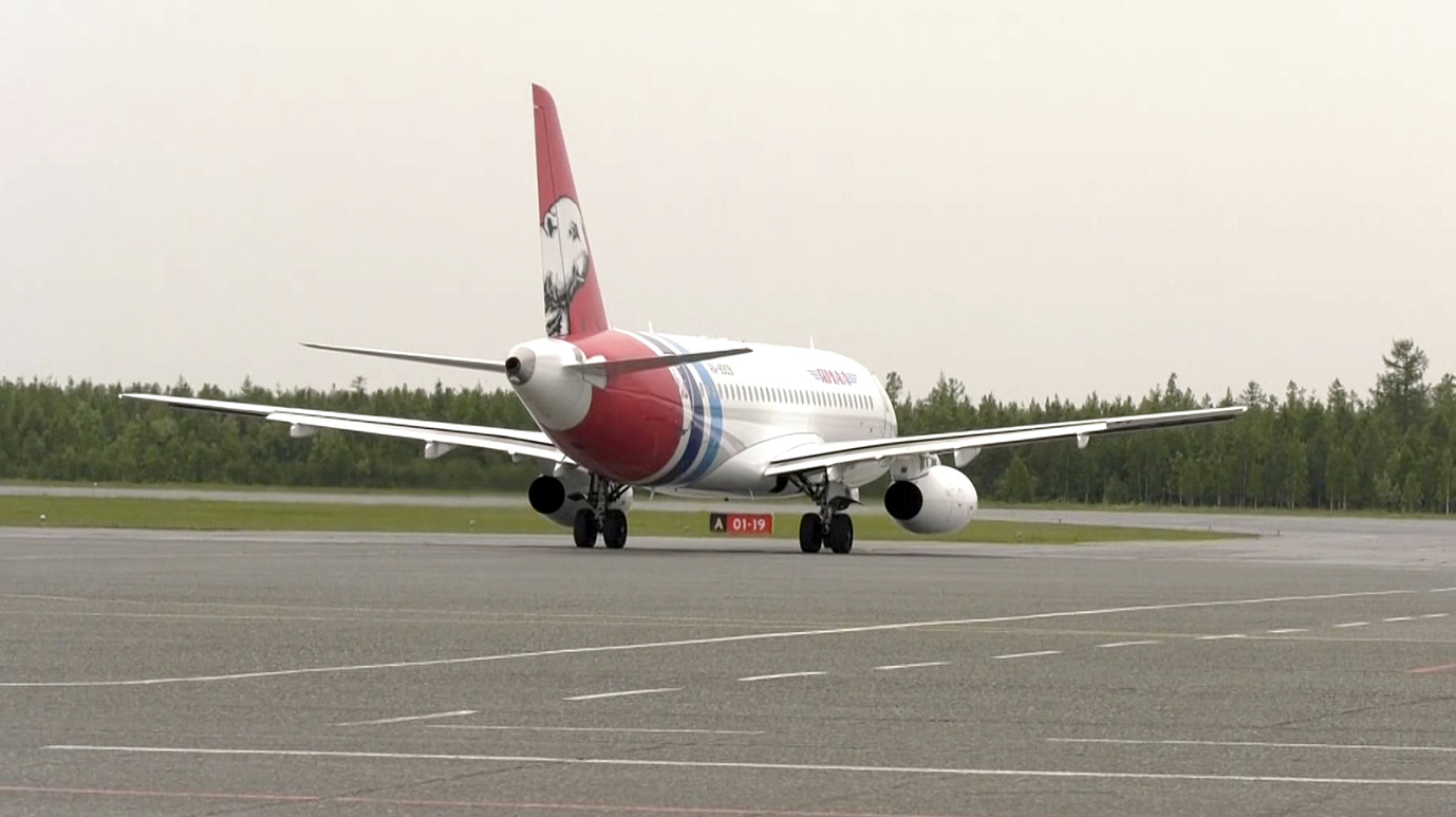 Экипаж авиакомпании «Ямал» экстренно остановил взлет из Тюмени в Салехард