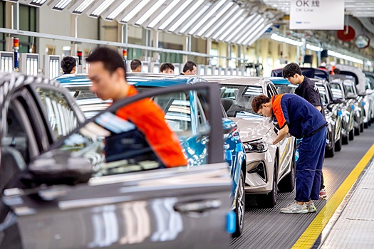 Интерес прошел: КНР исключил электромобили из списка стратегических отраслей