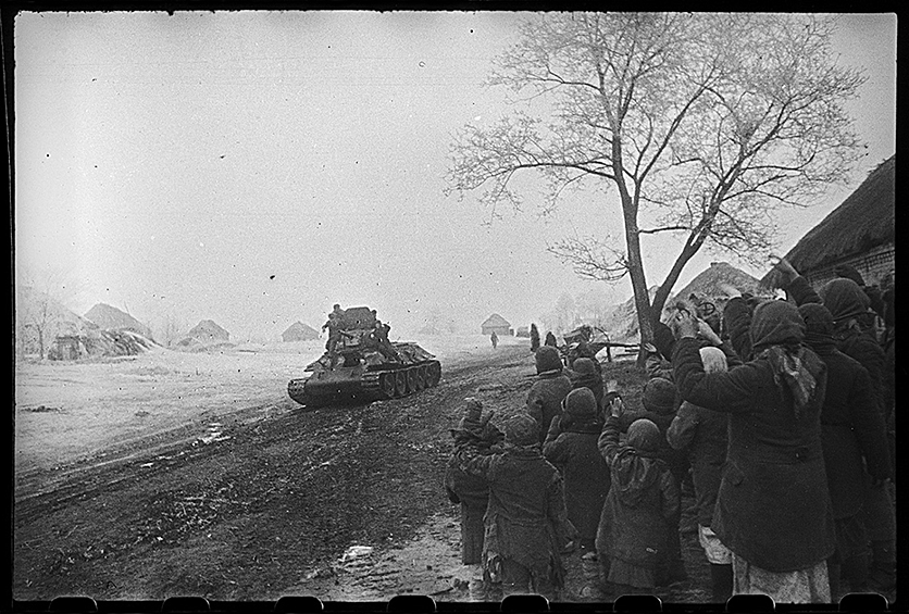 Освобождение села. Западный фронт, 1944 год