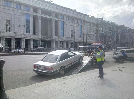 Петербуржцы спутали эвакуацию машин из-за ПМЭФ с массовым угоном