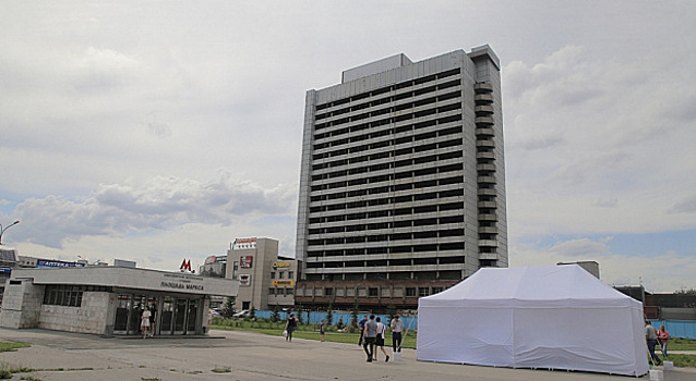Омский депутат решить построить гостиницу в Новосибирске