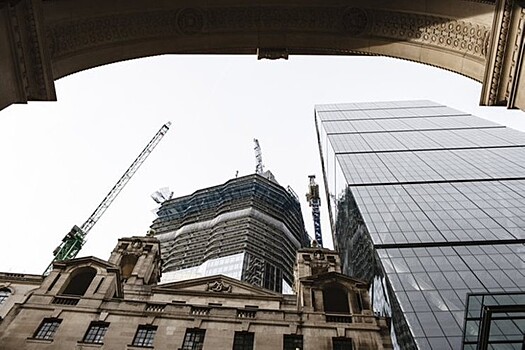 Активность в строительном секторе Великобритании замедлилась в феврале