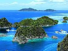 Индонезийские племена выступили против туризма