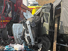 Состояние выжившей в страшной аварии под Вольском девочки остается тяжелым