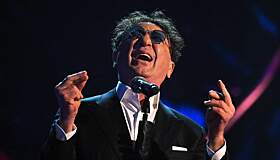 Лепс впервые после развода вышел в свет с новой возлюбленной